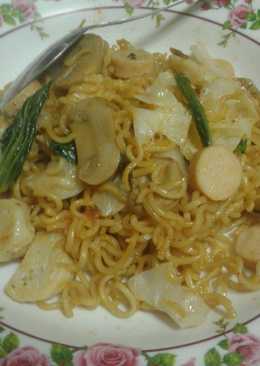 Mie goreng kreasi