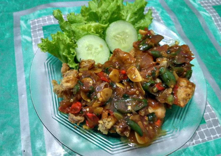 bahan dan cara membuat Cumi Tempe Crispy Saus Tiram Pedas