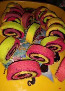 Bolu gulung rainbow selai bluebery