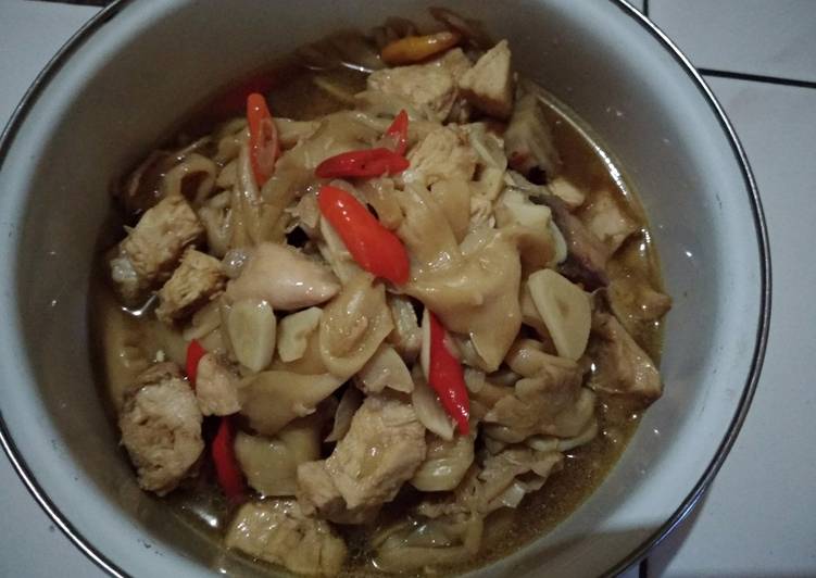 resep masakan Tumis jamur tiram ayam