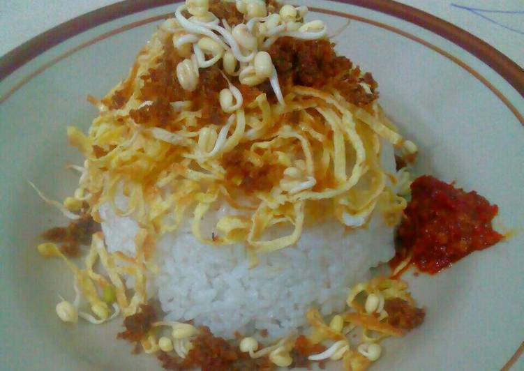 Resep Nasi Romi (nasi uduk khas sumenep) Oleh Mega Gusega