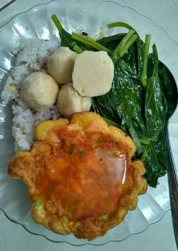 Sup Sawi Pentol Udang + Omelet Sayur