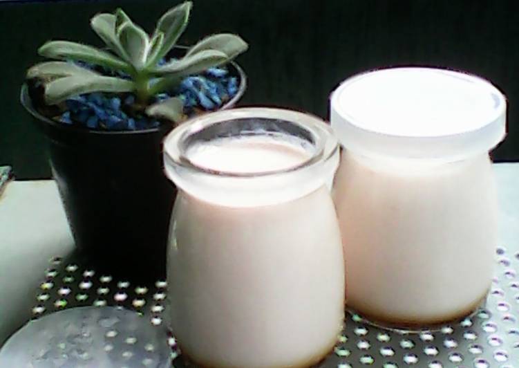 Resep Silky Pudding Caramel Strawberry Karya Retno Ningrum Ardiningrat