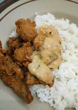 Chicken with egg salted saus (Ayam pop saus telur asin)