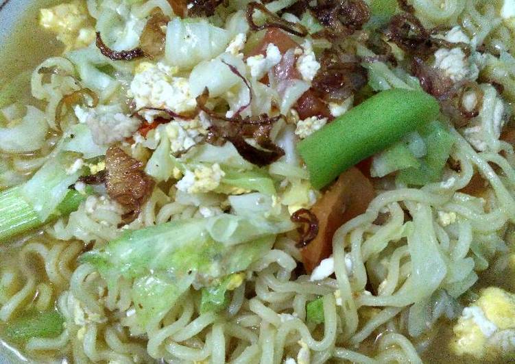 resep lengkap untuk Indomie (mie kuah Jawa)