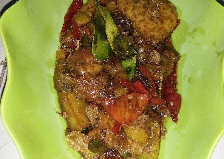 Resep Ayam kecap pedas manis Karya Kay Lestari