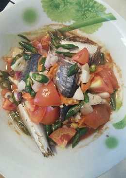 Ikan salem asam pedas