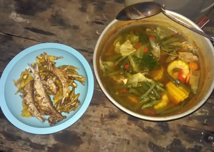 resep lengkap untuk Sayur asem bumbu halus&ikan teri goreng tepung