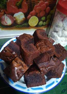 Brownis coklat moist tanpa bp,sp dan soda kue