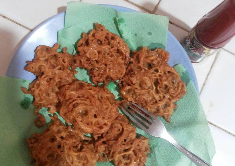 resep makanan Bakwan indomie goreng gurih