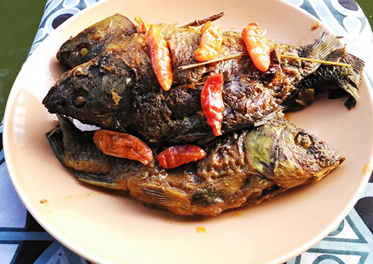 resep masakan Pindang ikan mas duri lunak