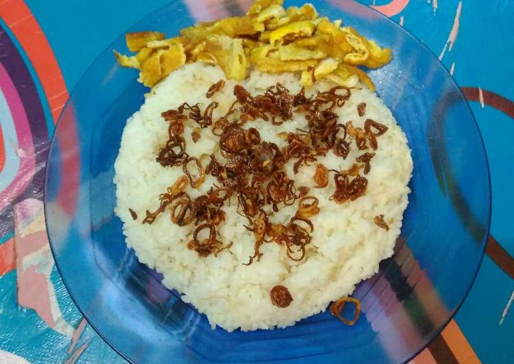 resep lengkap untuk Nasi uduk mejikom