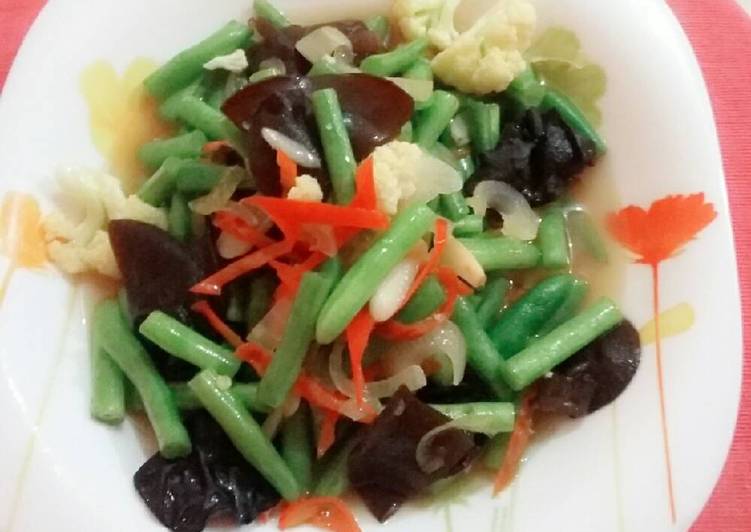 Resep Tumis Buncis Kembang Kol Jamur Kuping Dari Linda Muchlisin ??