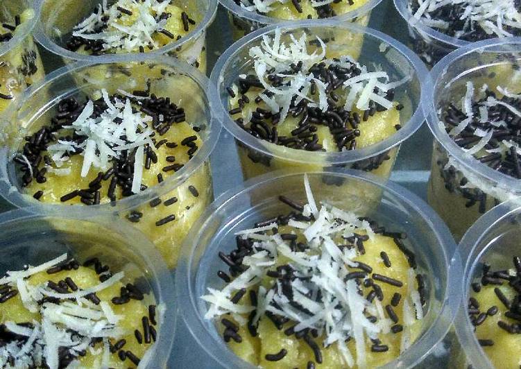 gambar untuk cara membuat Kue tape cup kukus