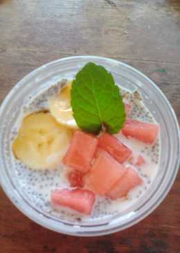 Chia yogurt mix buah dan madu