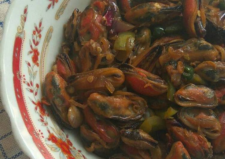 resep lengkap untuk Tumis Kerang Simple