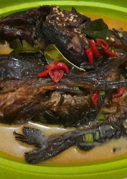 Gulai Ikan Baung Asap Pedas