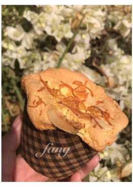 Bolu Hongkong Keju with Almond