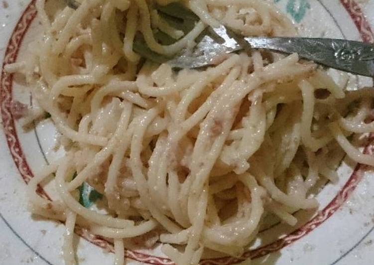 bahan dan cara membuat Spaghetti carbonara /spaghetti beef creamy!?!