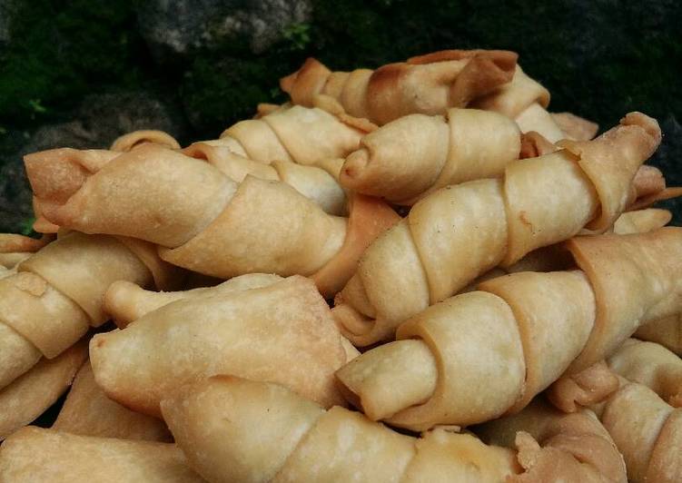 resep makanan Molen Pisang Cocok untuk Dijual