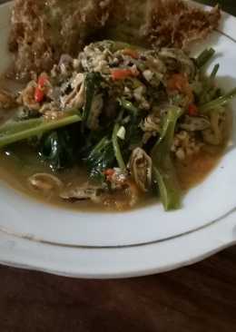Menu diet nasi - Cah kangkung feat kerang kuah merah