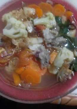 Sop daging merah putih