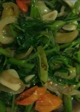 Tumis kangkung saus teriyaki