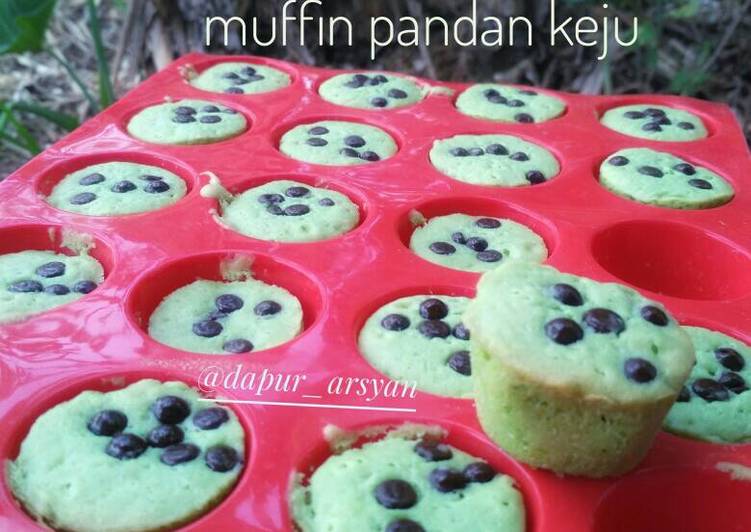 gambar untuk cara membuat Muffin Pandan Keju