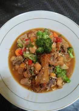 Ayam goreng brokoli saus padang