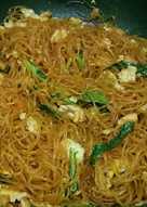 Bihun Goreng Ayam Pedas