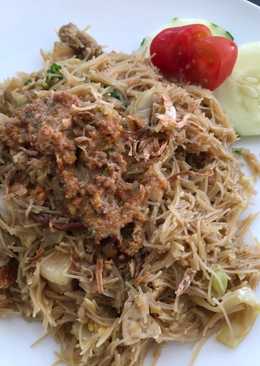 Bihun Goreng dan Sambal Pecel