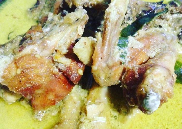 resep lengkap untuk Opor ayam goreng??