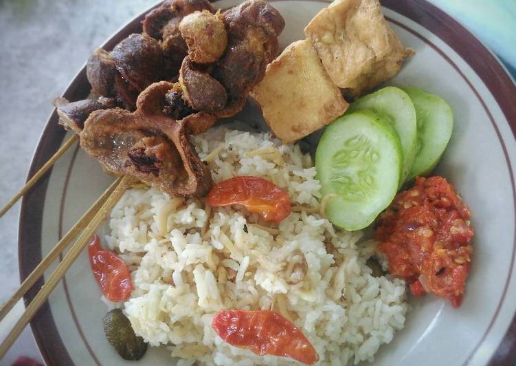 gambar untuk resep Nasi Liwet Teri Medan (Magicom)