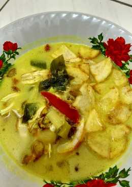 Soto ayam kuah santan