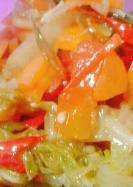 Sayur sawi putih dan wortel