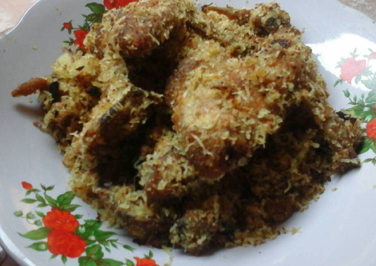 resep makanan Ayam Srundeng