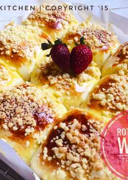 Roti Manis with streuseul