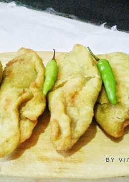 17. Cireng Isi Ayam & Sosis pedas