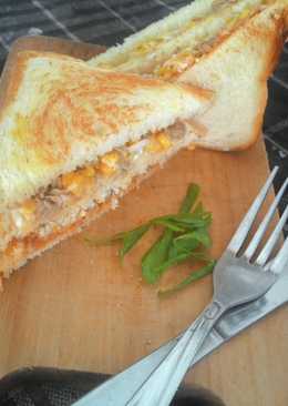 Sandwich Tuna 3 Tumpuk