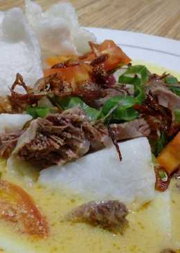 Soto kuning daging sapi