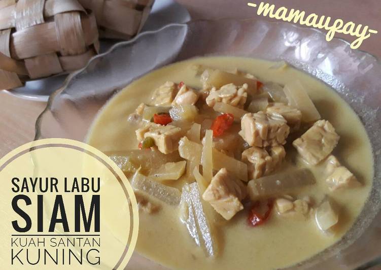 gambar untuk resep makanan Sayur Labu Siam Kuah Santan Kuning