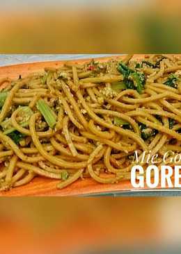 Mie Gomak Goreng