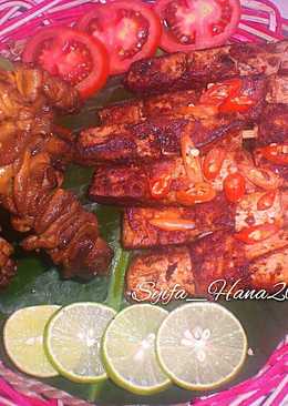 Sate Usus & Sate Tahu Bumbu Rujak
