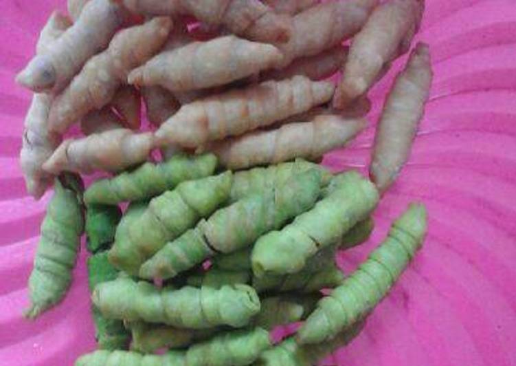 resep makanan Molen Mini Kering 2 Warna