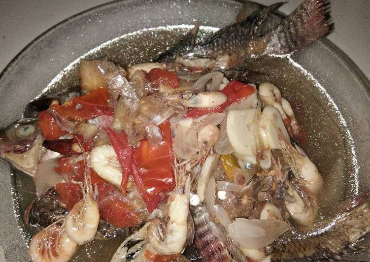 gambar untuk resep makanan Tomyam Baby Nila Fish - Shrimp