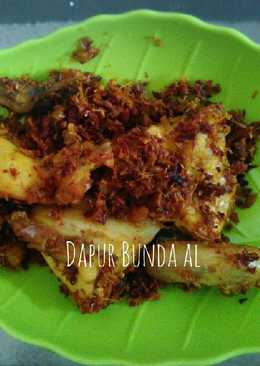 Ayam goreng bumbu lengkuas enaaak