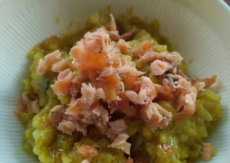 Resep Mpasi 8m+ (bubur nasi kuning salmon)