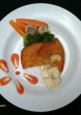 Chicken cordon bleu with cheese cream sauce