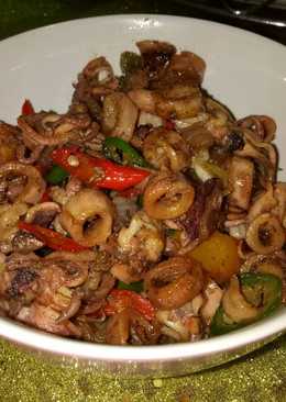 Cumi asin merah-hijau