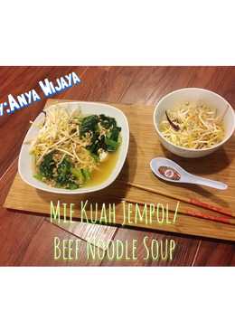 Mie Kuah Jempol/beef noodle soup